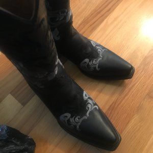 Decorative Roman Cowboy Boots size 9.5